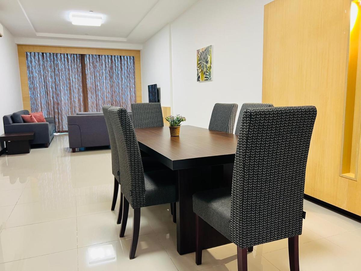 Imperial Grand Suite Apartment קוצ'ינג מראה חיצוני תמונה