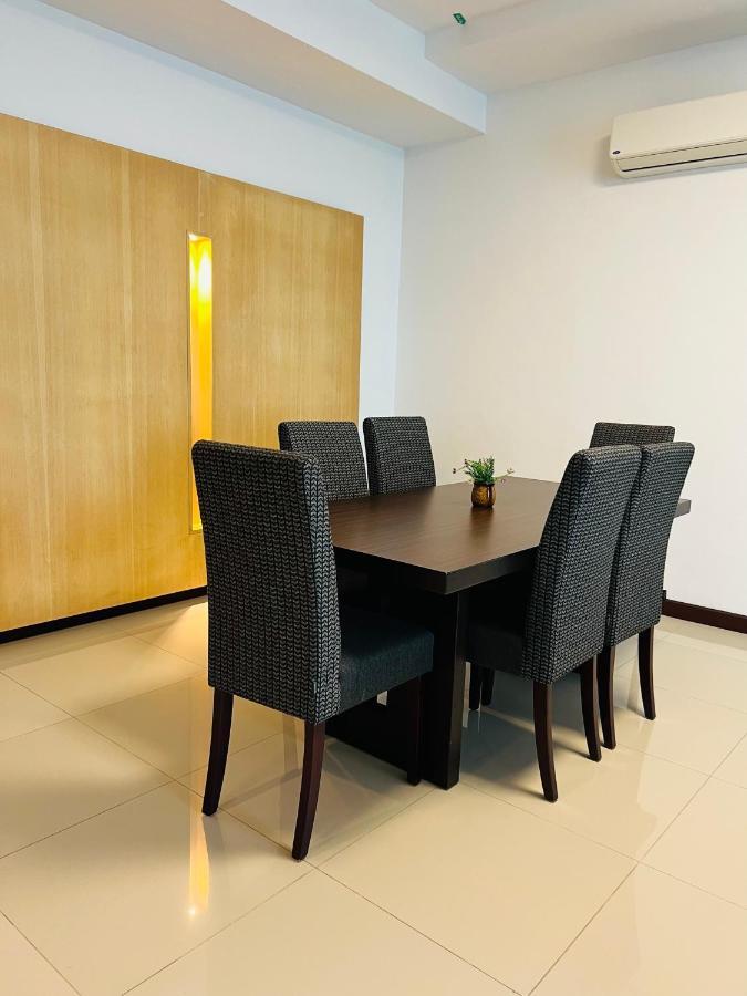 Imperial Grand Suite Apartment קוצ'ינג מראה חיצוני תמונה