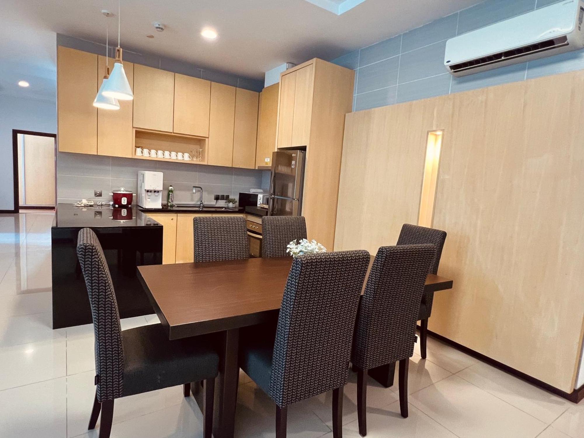 Imperial Grand Suite Apartment קוצ'ינג מראה חיצוני תמונה